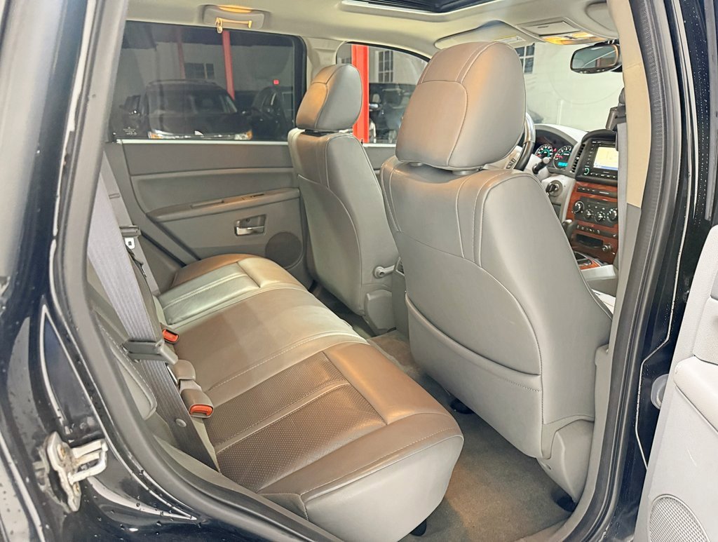 Used 2007 Jeep Grand Cherokee Limited image 38