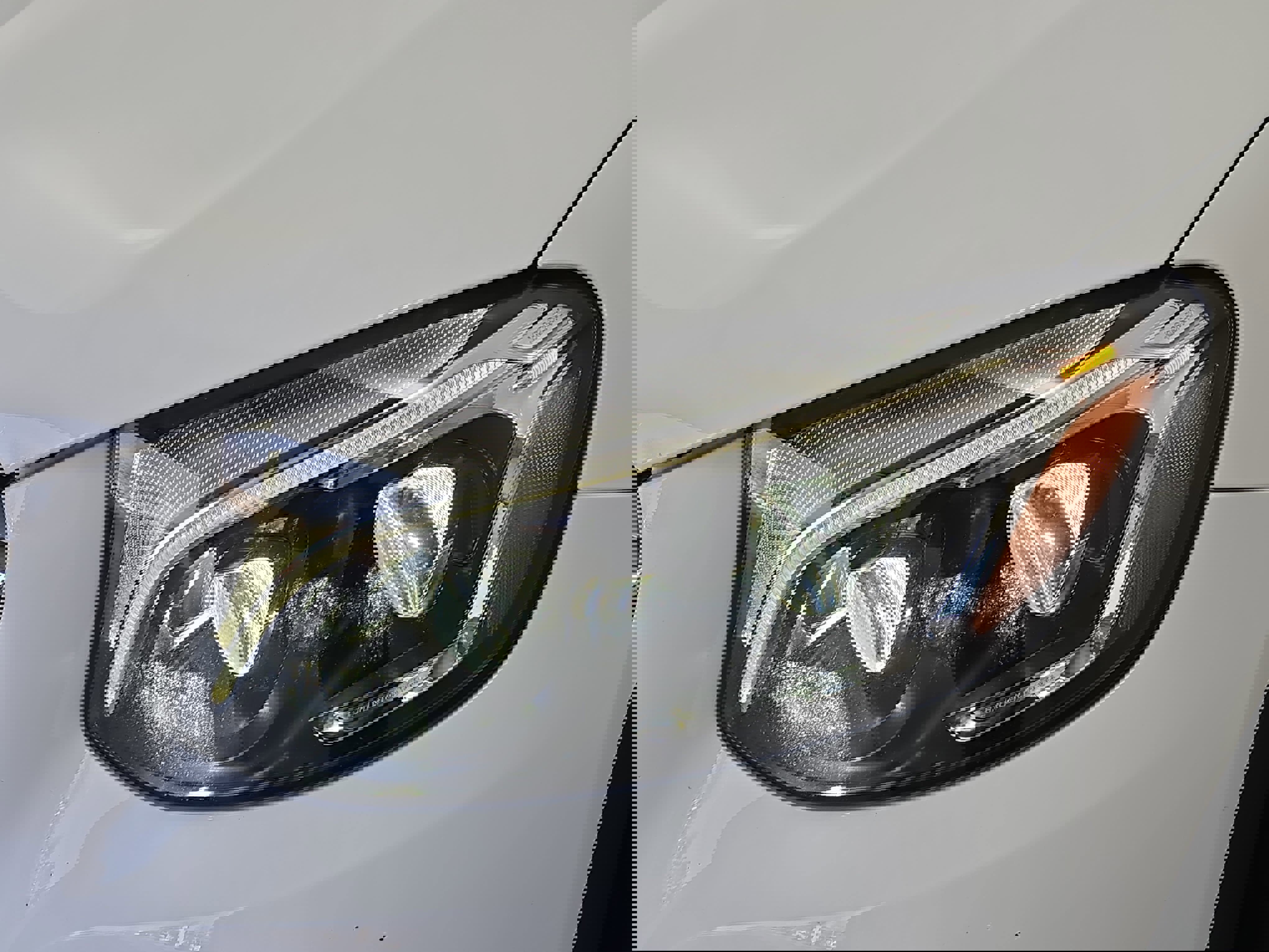 Used 2017 Mercedes-Benz GLC 300 4MATIC image 31