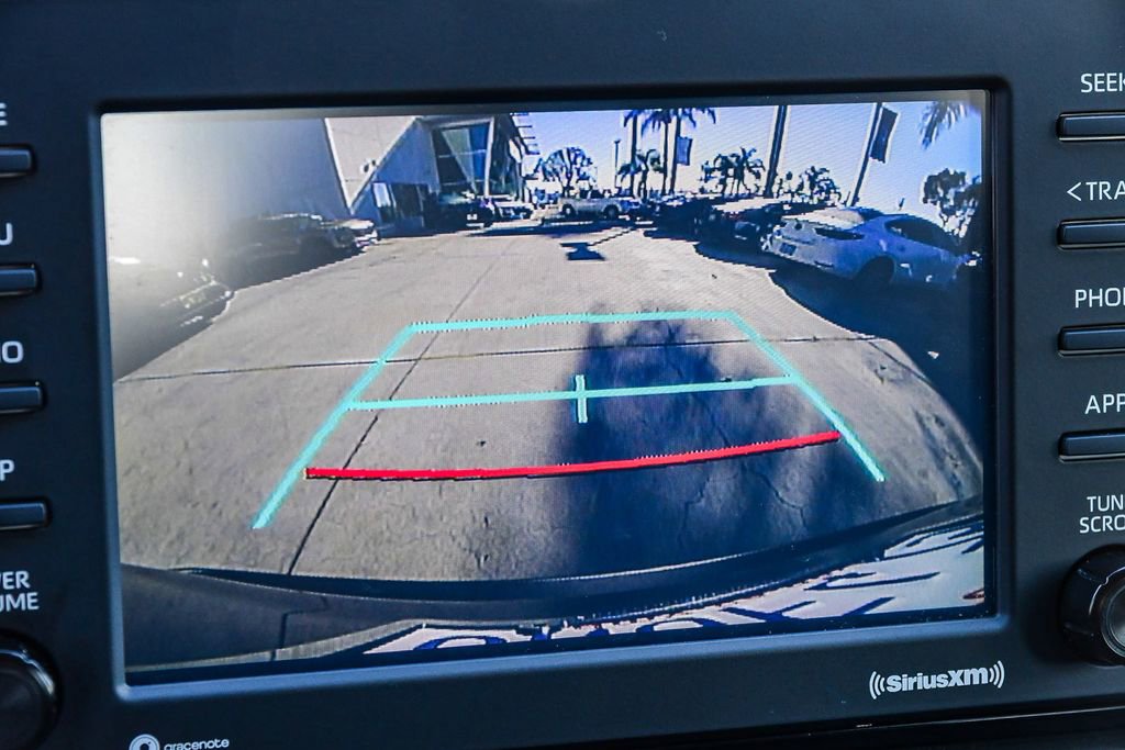 Used 2020 Toyota RAV4 XLE Premium image 27