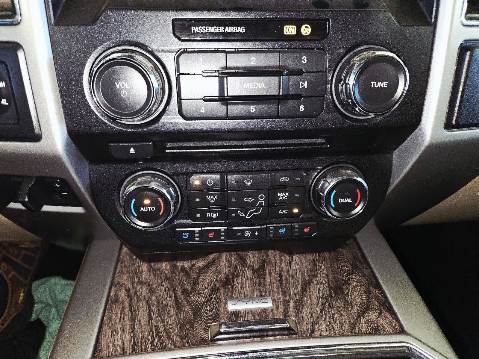 Certified 2018 Ford F250 Lariat w/ Lariat Ultimate Package AWD/4WD image 21