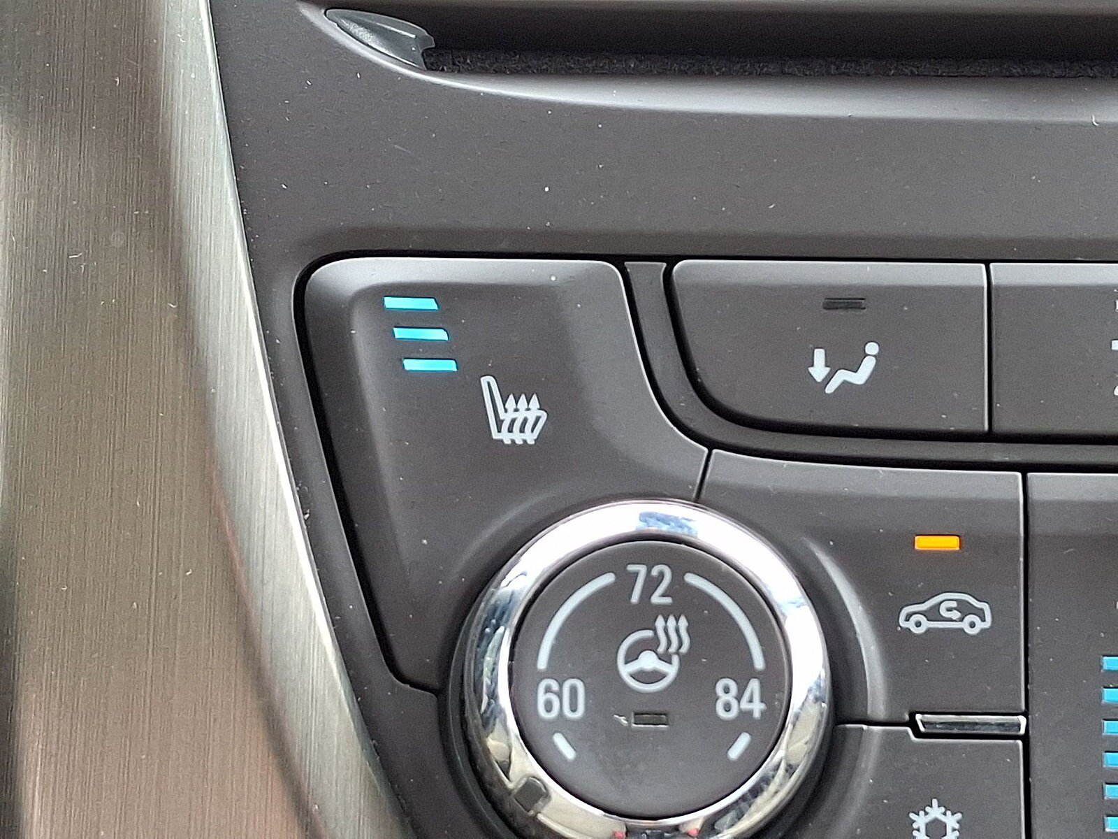 Used 2015 Buick Verano Leather FWD image 19