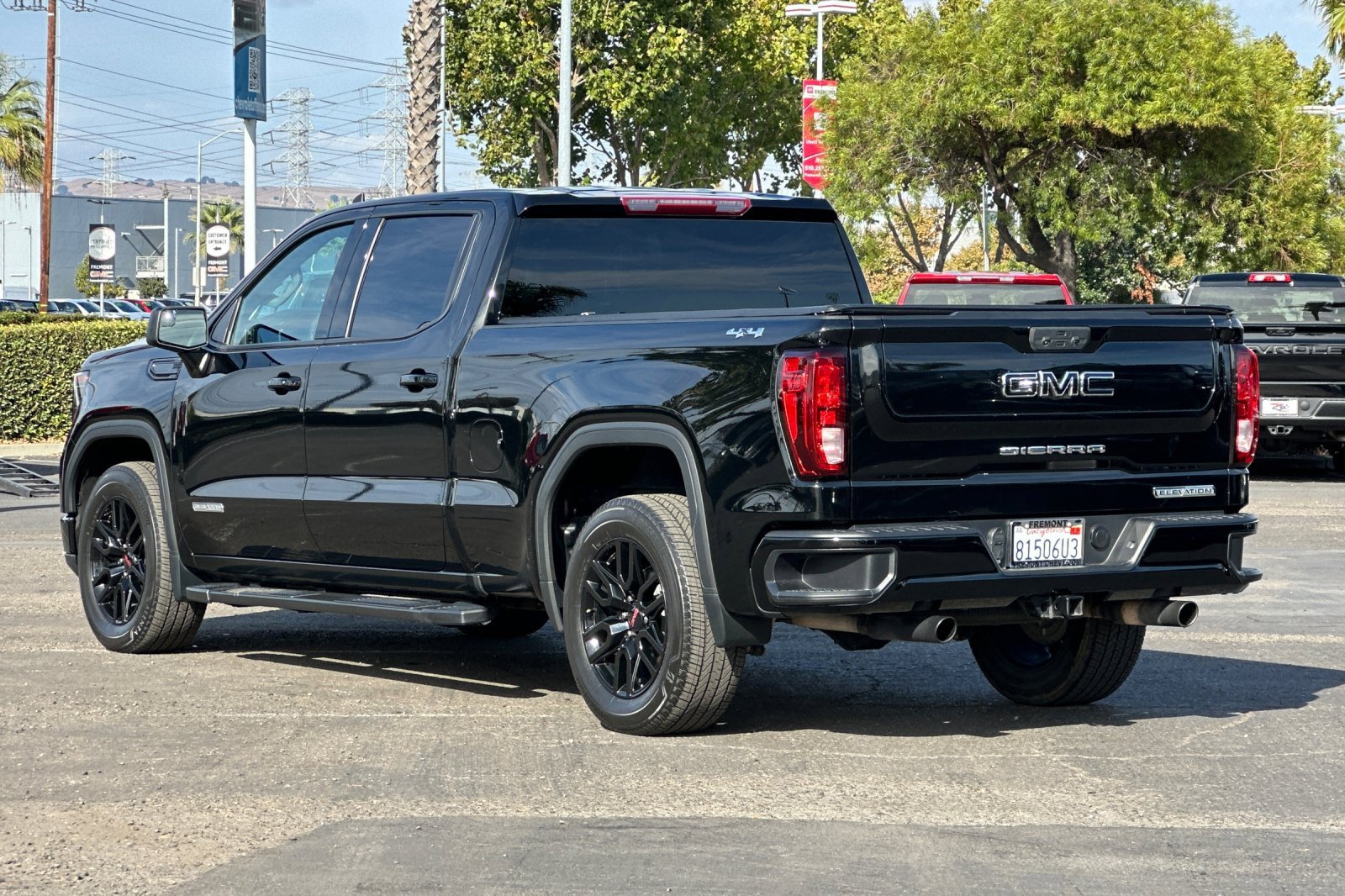 Used 2023 GMC Sierra 1500 Elevation w/ LPO, Elevation Black Package image 6