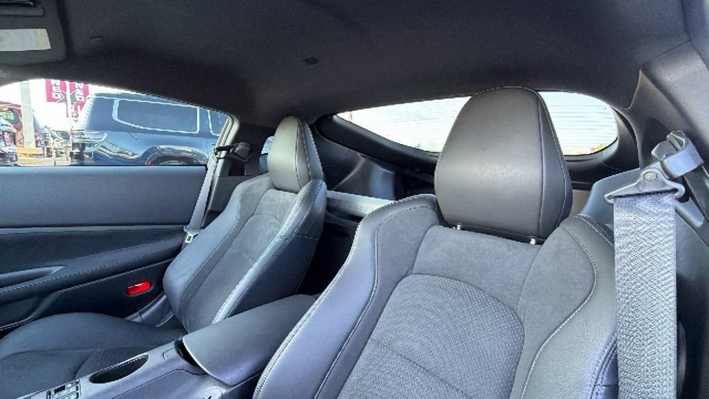 Used 2024 Nissan Z Performance w/ Floor Mat Package RWD image 16