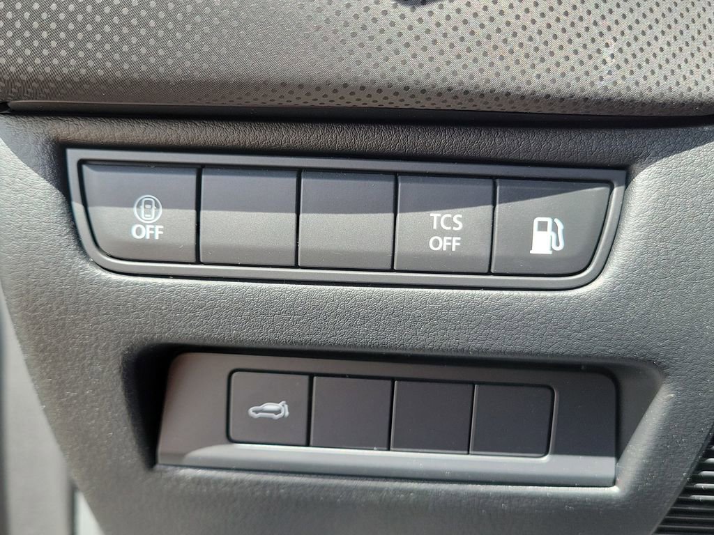 Certified 2025 MAZDA CX-50 2.5 Hybrid w/ Weather Package image 22