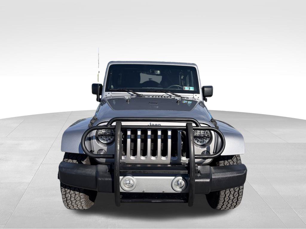 Used 2014 Jeep Wrangler Unlimited Sahara w/ Connectivity Group AWD/4WD image 26