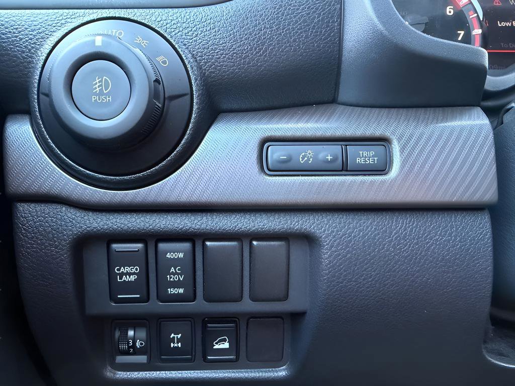 Certified 2024 Nissan Titan PRO-4X image 18