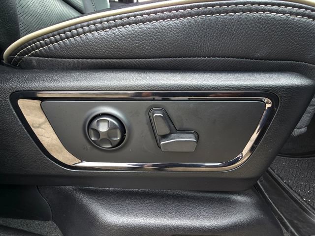 Used 2024 RAM 1500 Limited AWD/4WD image 22