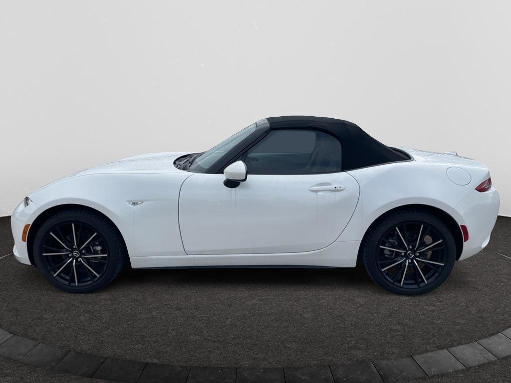 Used 2024 MAZDA MX-5 Miata Grand Touring w/ Weather Package image 7