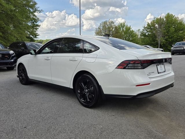 Used 2025 Honda Accord SE image 3