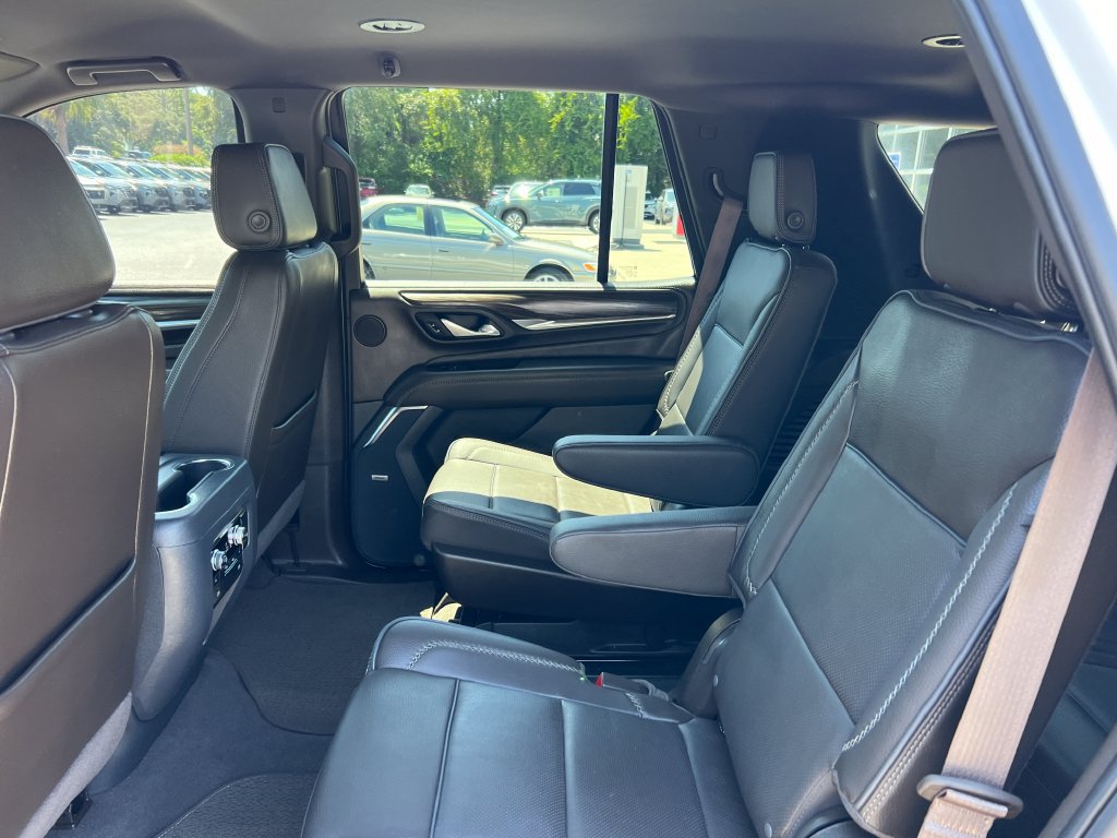 Used 2024 GMC Yukon Denali AWD/4WD image 14