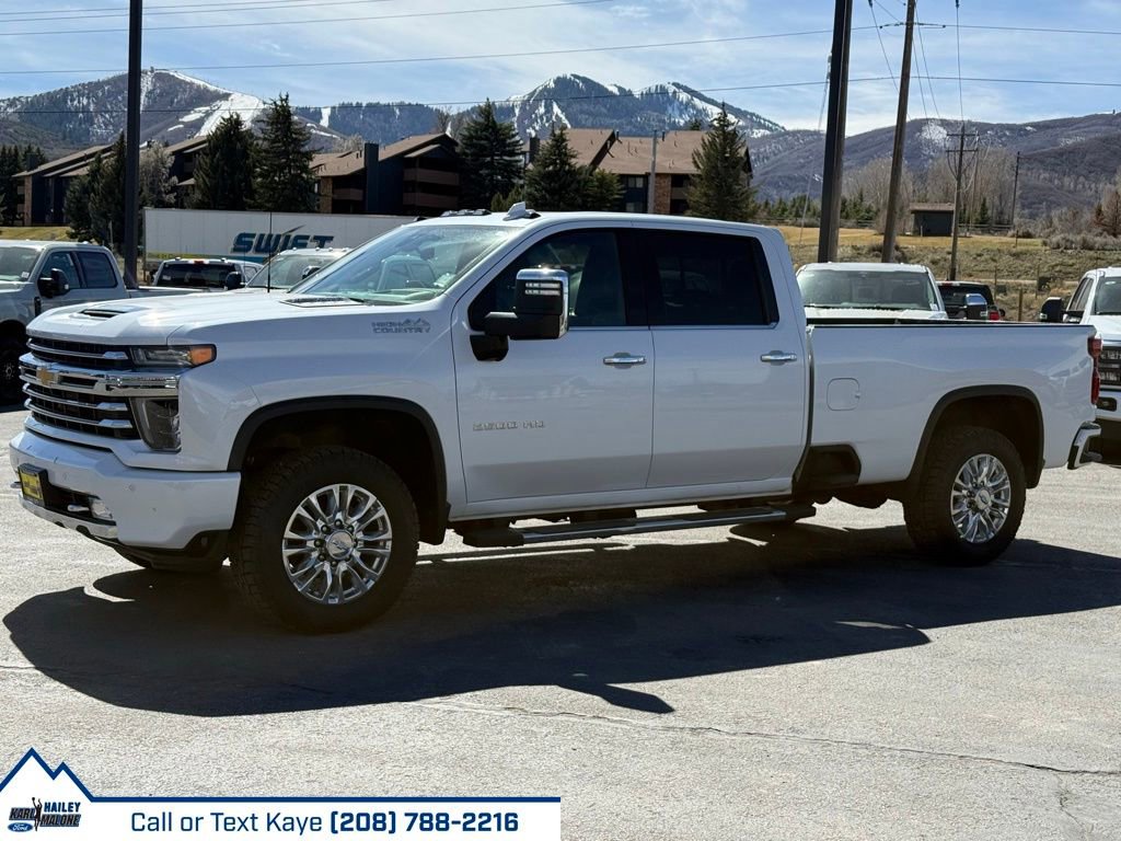 Used 2020 Chevrolet Silverado 2500 High Country w/ Z71 Off-Road Package image 2