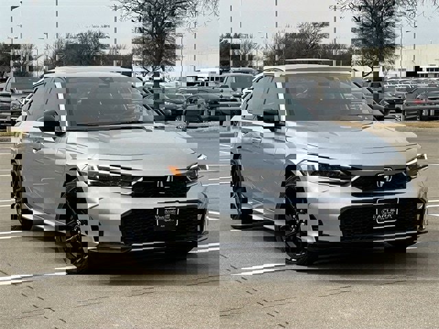 Used 2025 Honda Civic Sport image 2