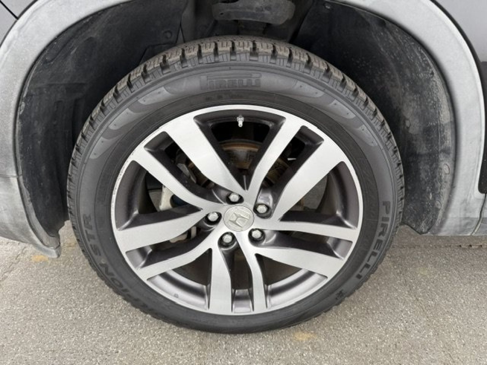 Used 2016 Honda Pilot Touring image 7