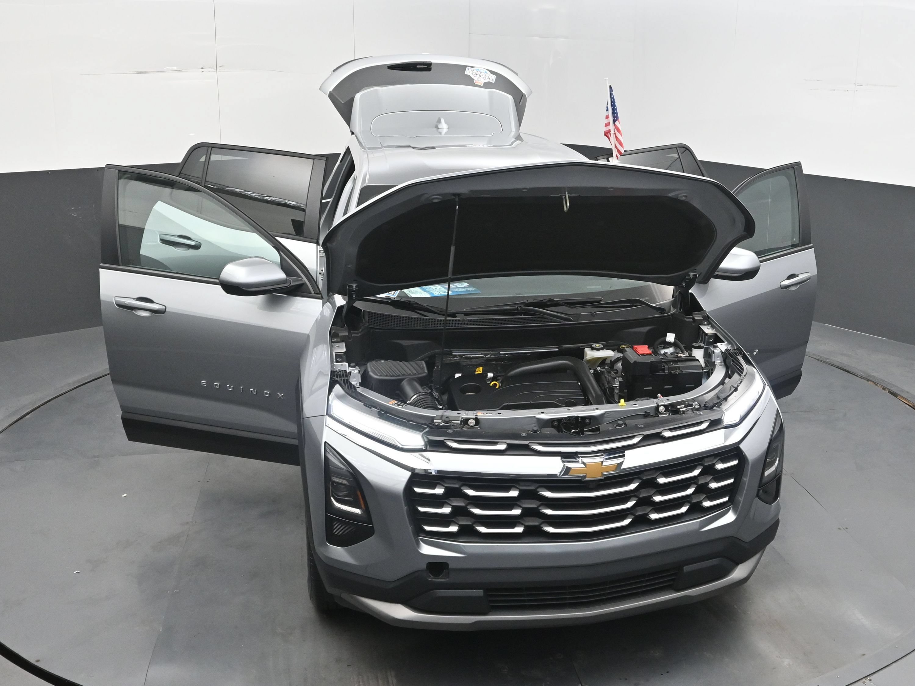 Used 2026 Chevrolet Equinox LT FWD image 40