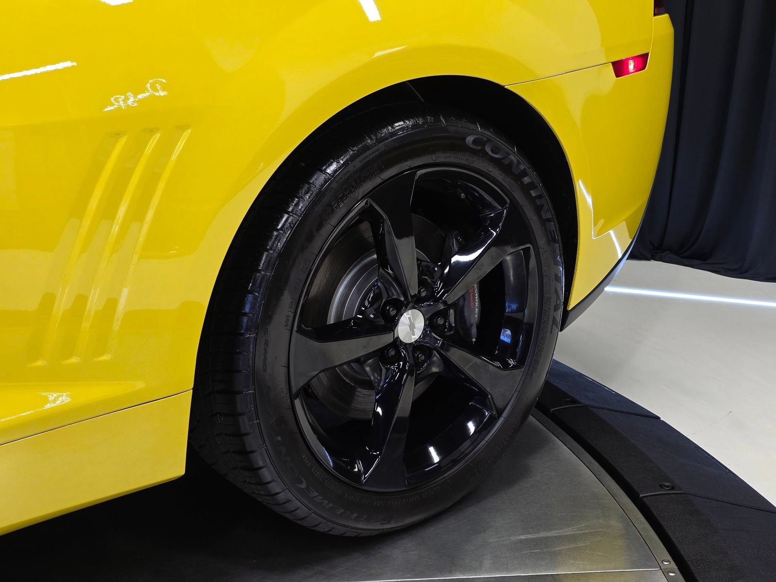 Used 2014 Chevrolet Camaro SS w/ RS Package RWD image 42