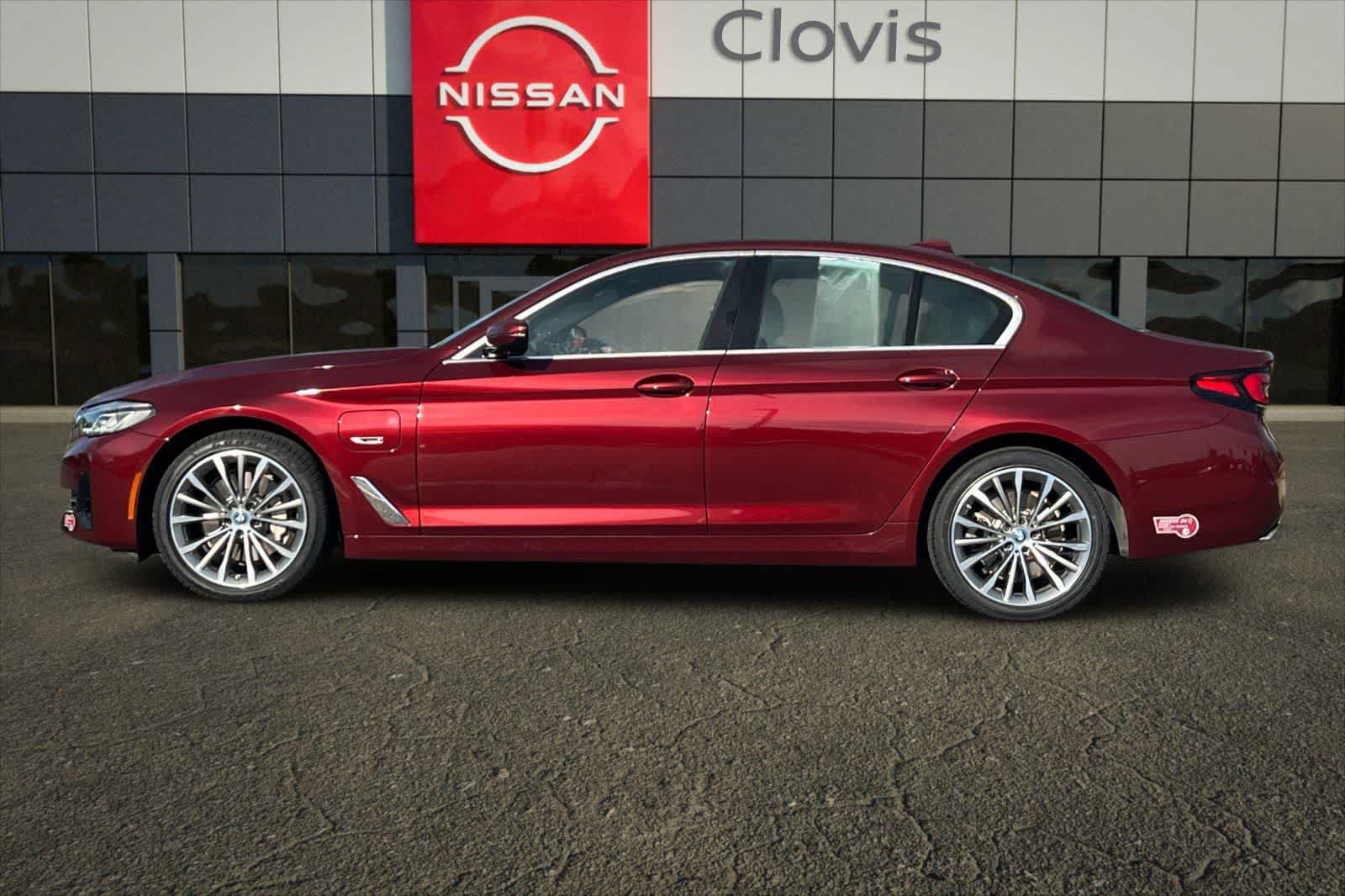 Used 2023 BMW 530e RWD image 6
