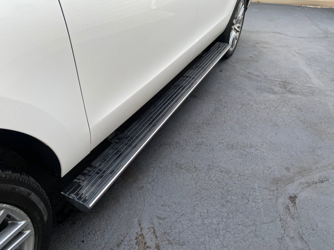 Used 2022 Ford Expedition Max Limited image 27