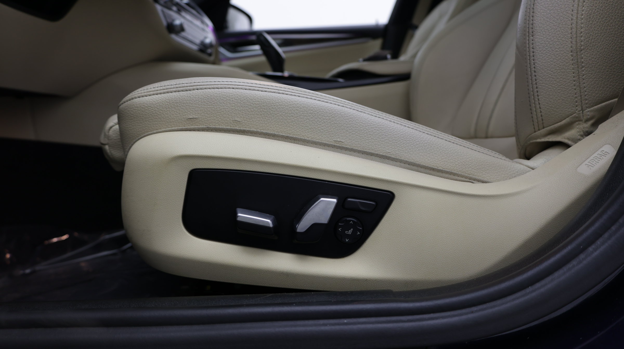 Used 2017 BMW 530i RWD image 15