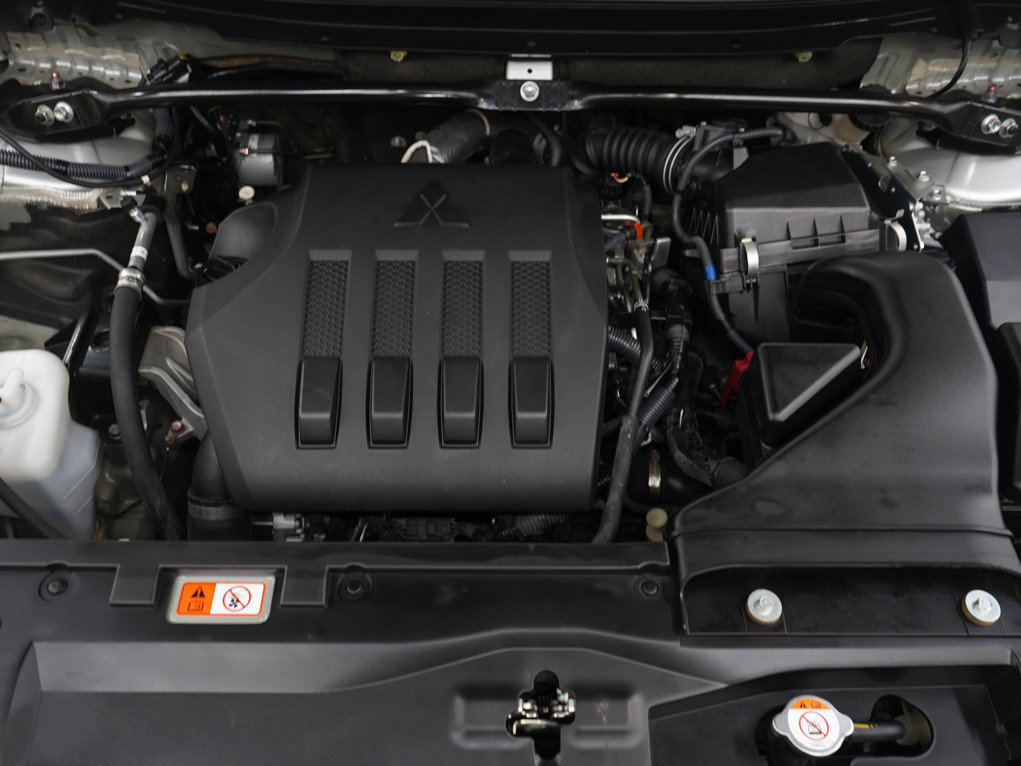 Used 2023 Mitsubishi Eclipse Cross LE image 31