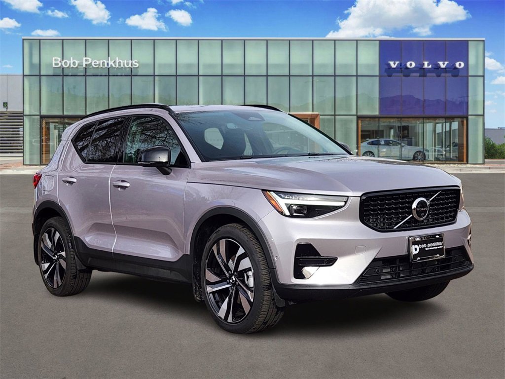 Used 2026 Volvo XC40 B5 Ultra w/ Protection Package Premier