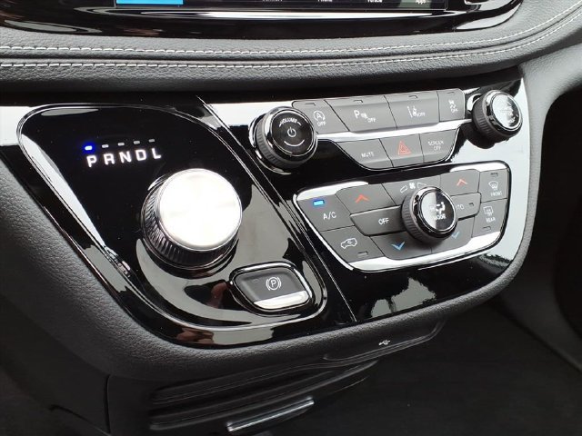 Used 2026 Chrysler Pacifica Select AWD/4WD image 20