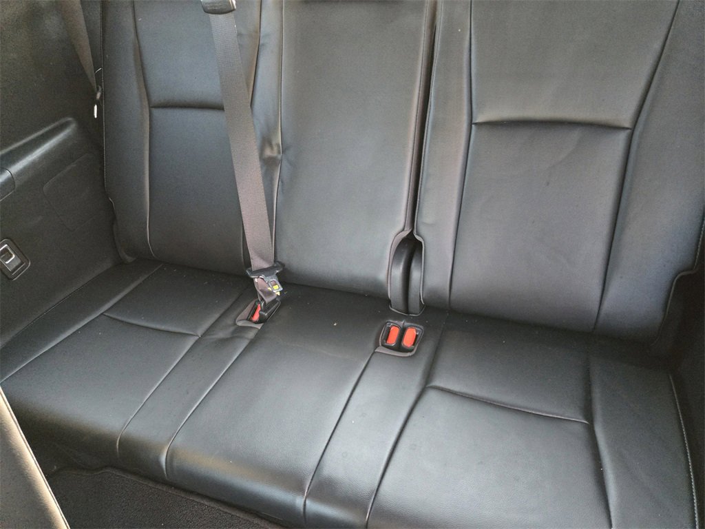 Used 2022 Toyota Highlander XSE image 32