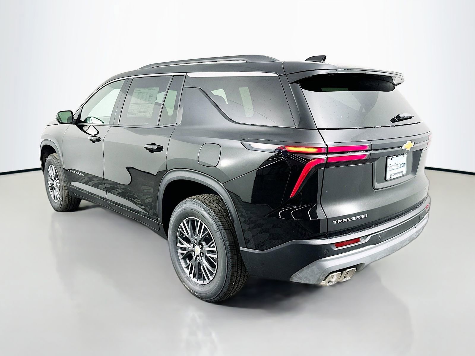New 2026 Chevrolet Traverse LT image 5