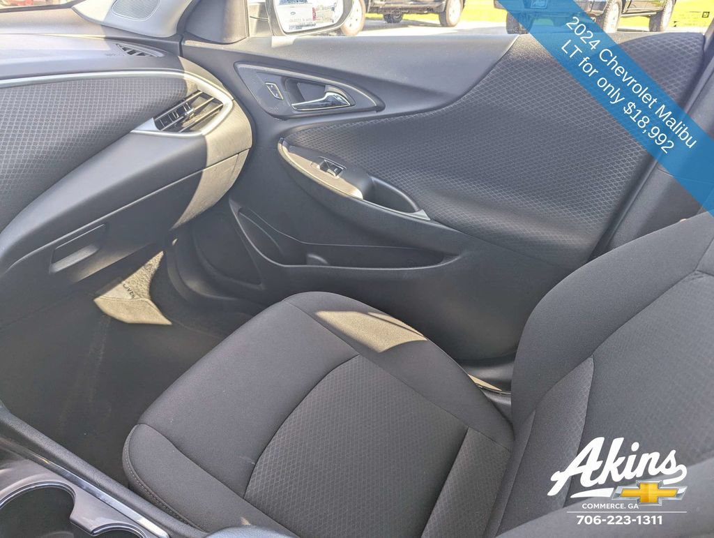 Used 2024 Chevrolet Malibu LT FWD image 15