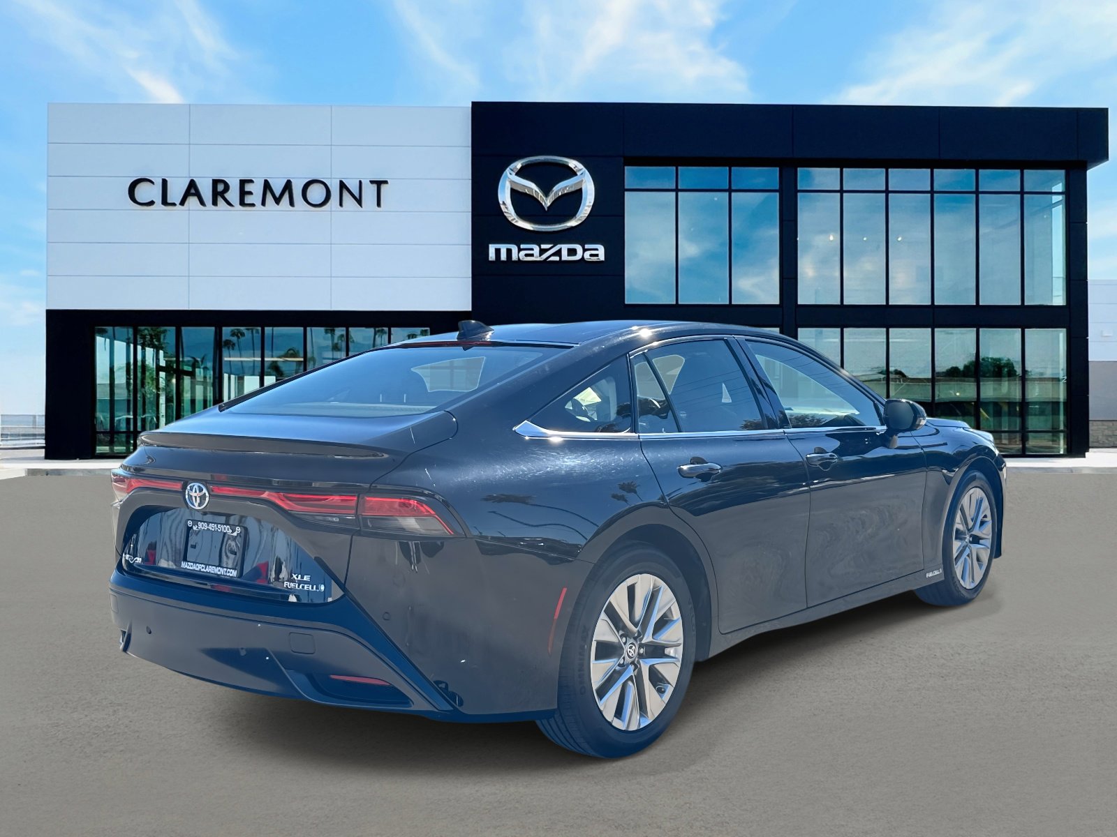 Used 2022 Toyota Mirai image 5