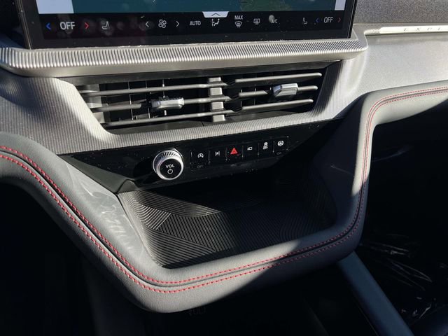 New 2026 Ford Explorer ST-Line w/ ST-Line Street Pack image 17