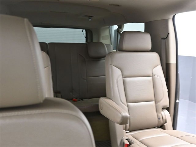 Used 2016 GMC Yukon XL SLT w/ Open Road Package image 19