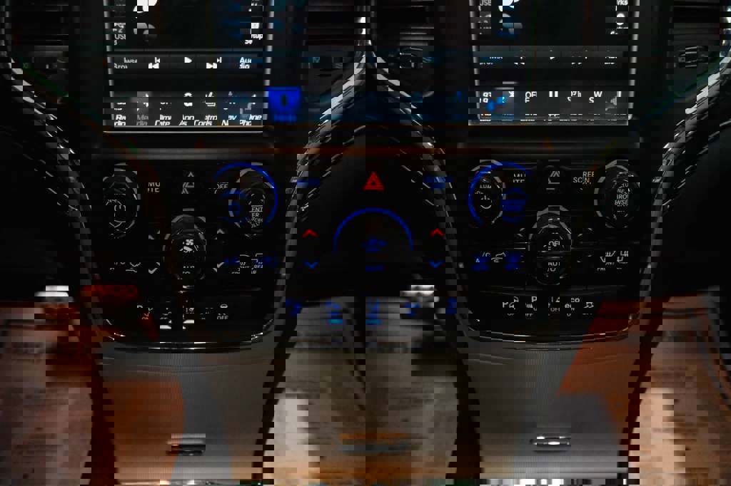 Used 2018 Jeep Grand Cherokee SRT w/ Trailer Tow Group IV image 29