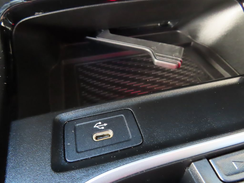 Used 2025 Mercedes-Benz CLA 250 4MATIC image 10