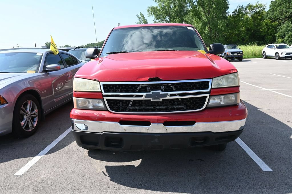 Used 2006 Chevrolet Silverado 1500 LT w/ Light Duty Power Package AWD/4WD image 10