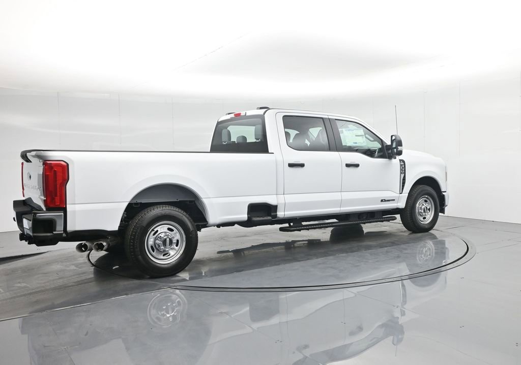 New 2026 Ford F350 XL w/ XL Chrome Package image 28