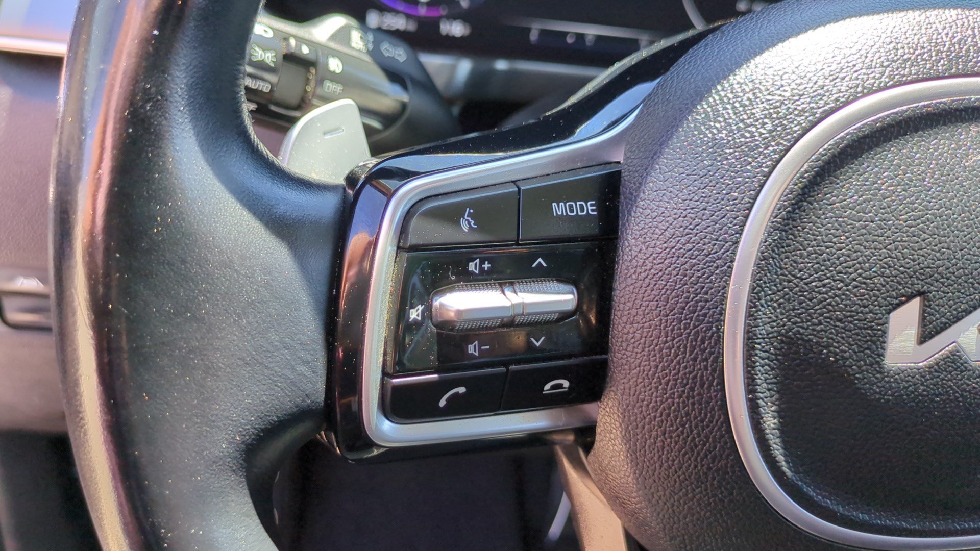 Used 2022 Kia Sorento SX FWD image 17