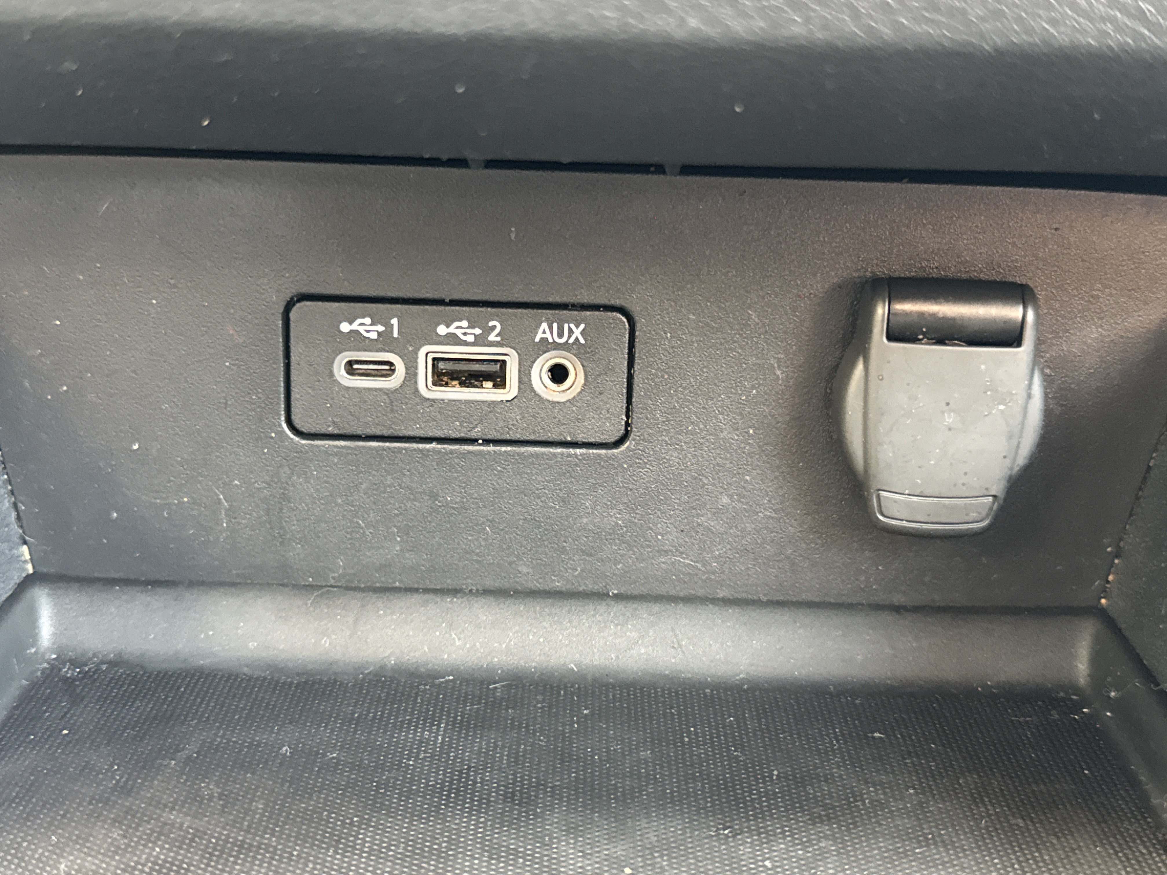 Used 2021 Nissan Altima 2.0 SR FWD image 14
