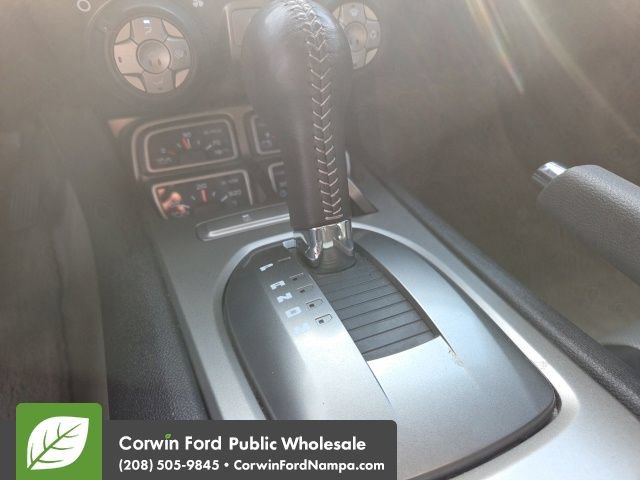 Used 2015 Chevrolet Camaro SS w/ RS Package RWD image 13