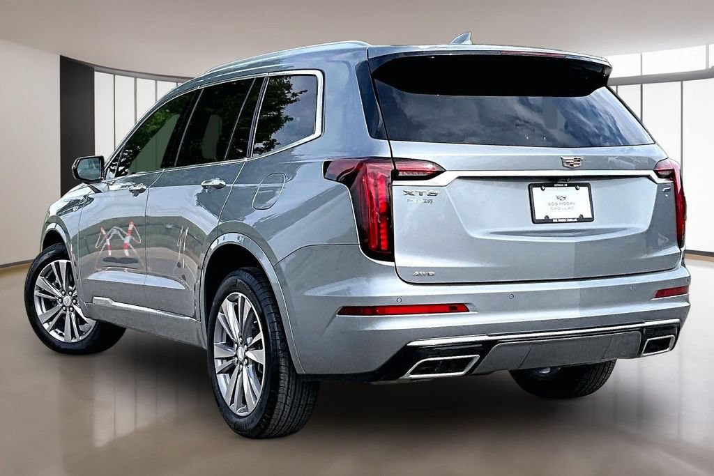 Certified 2025 Cadillac XT6 Premium Luxury AWD/4WD image 12