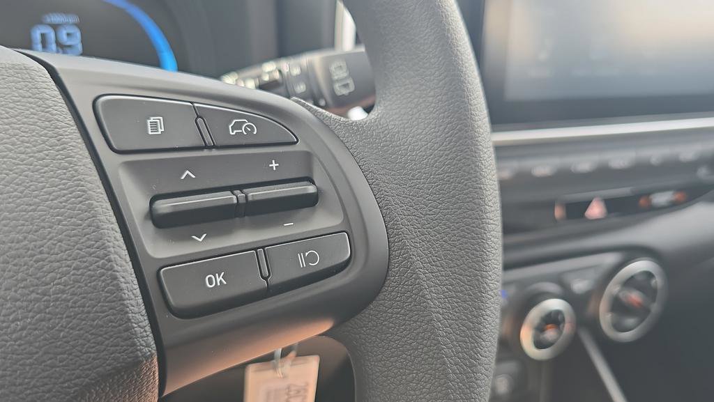 New 2026 Hyundai Venue SE FWD image 24