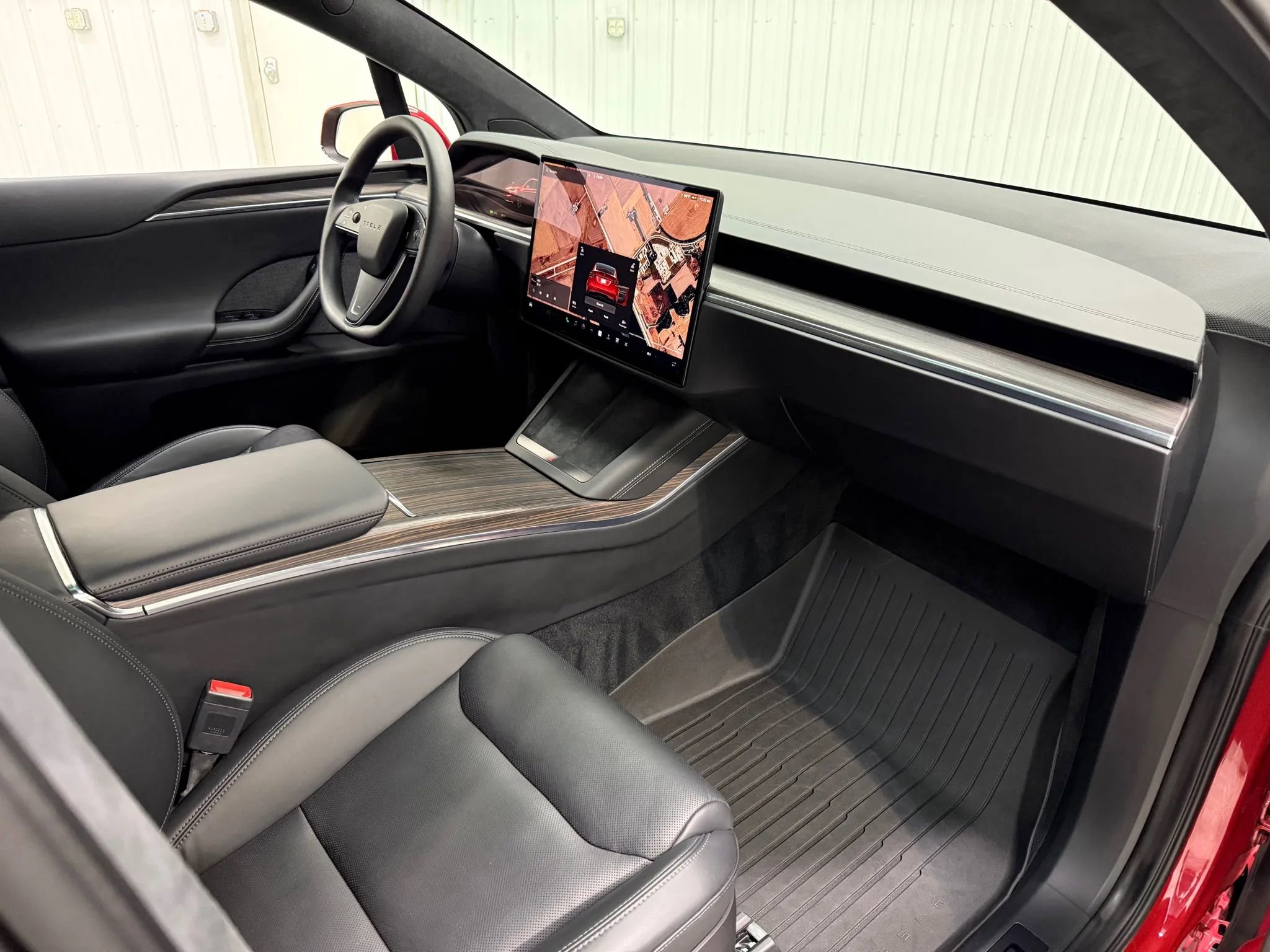 Used 2023 Tesla Model X image 14