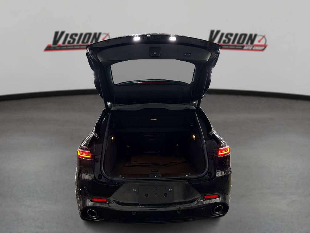 Used 2024 Dodge Hornet R/T Plus w/ Tech Pack Plus w/o Parking image 11