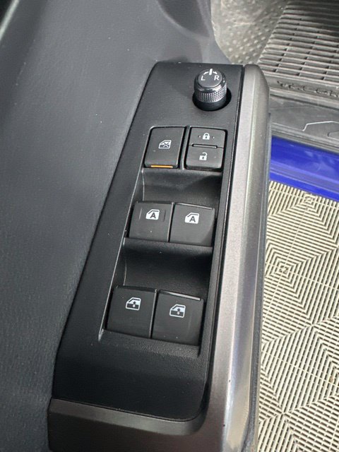 Used 2023 Toyota Tacoma SR5 AWD/4WD image 24