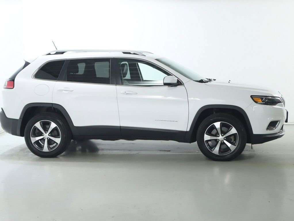 Used 2019 Jeep Cherokee Limited image 11