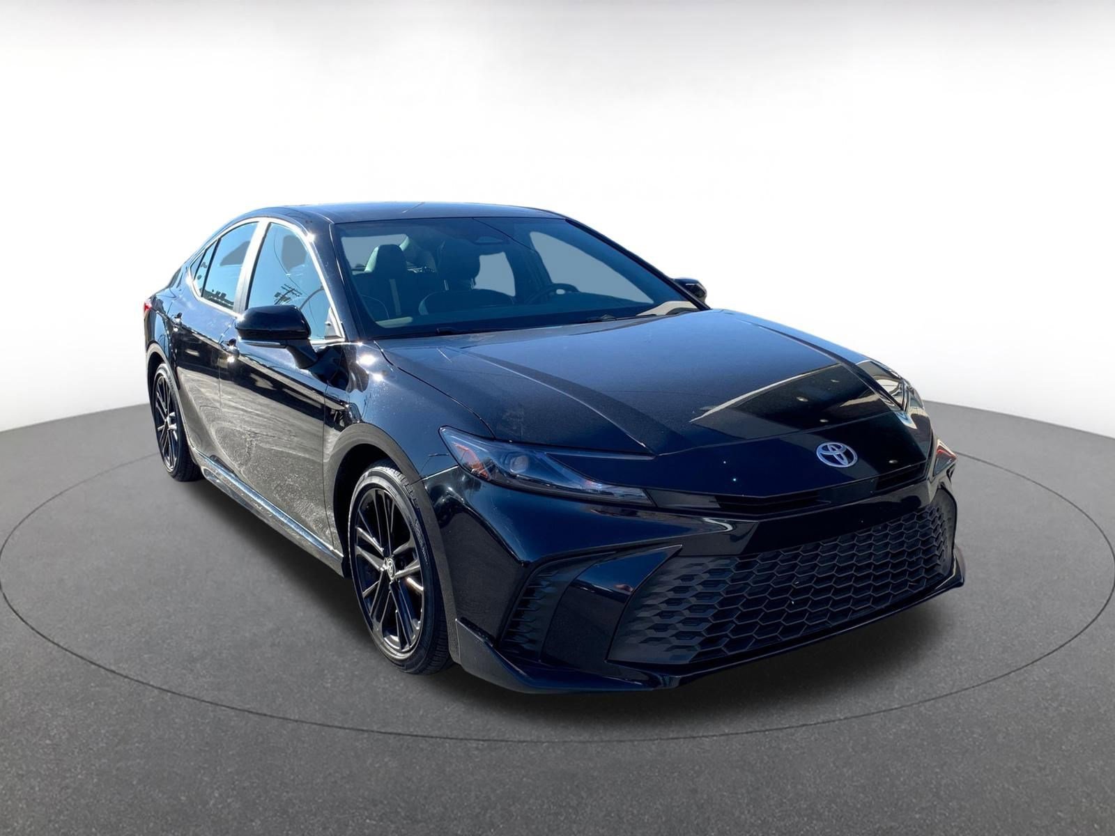 Used 2025 Toyota Camry SE