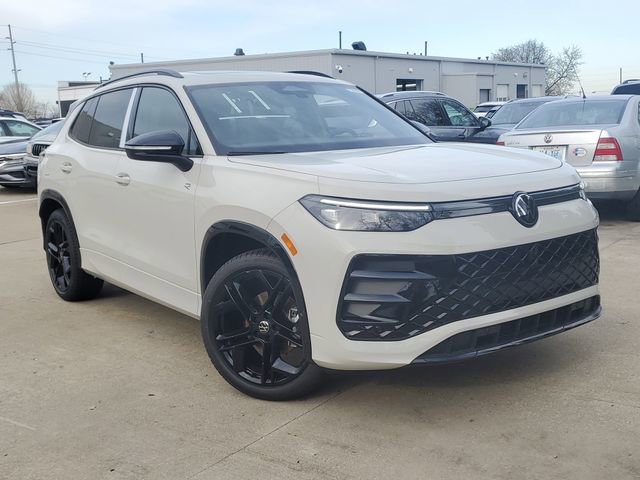 New 2026 Volkswagen Tiguan SE R-Line image 32