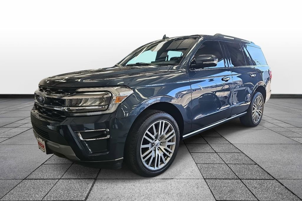 Used 2022 Ford Expedition Limited image 1