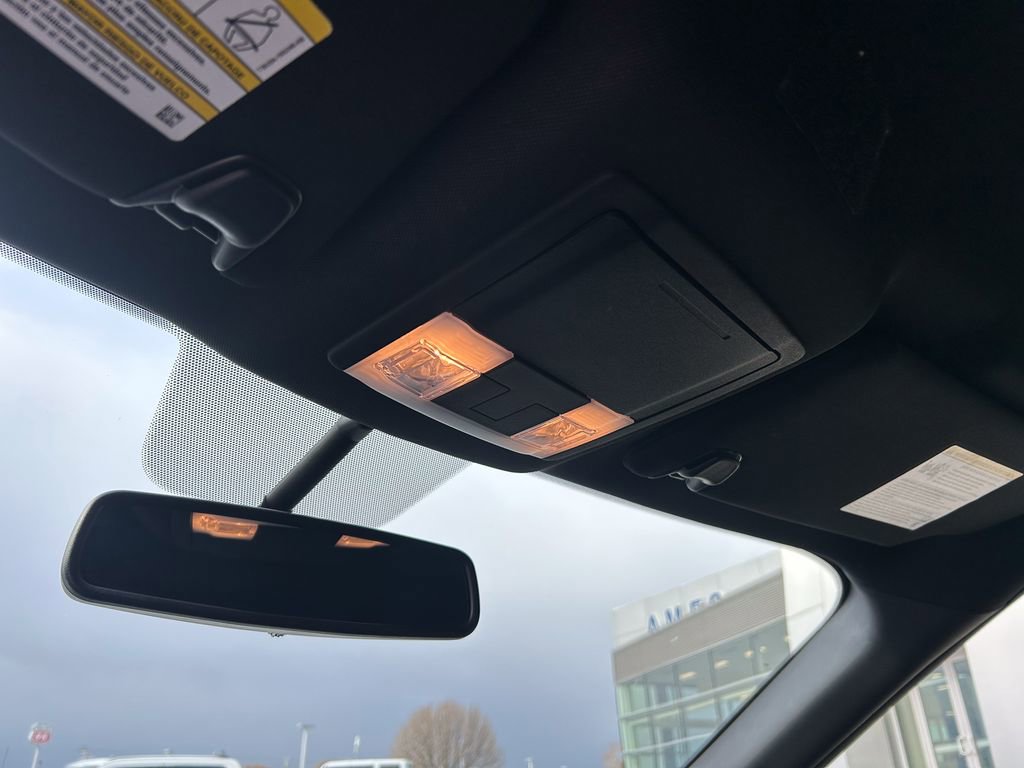 Used 2018 Ford Explorer XLT w/ Equipment Group 201A image 24