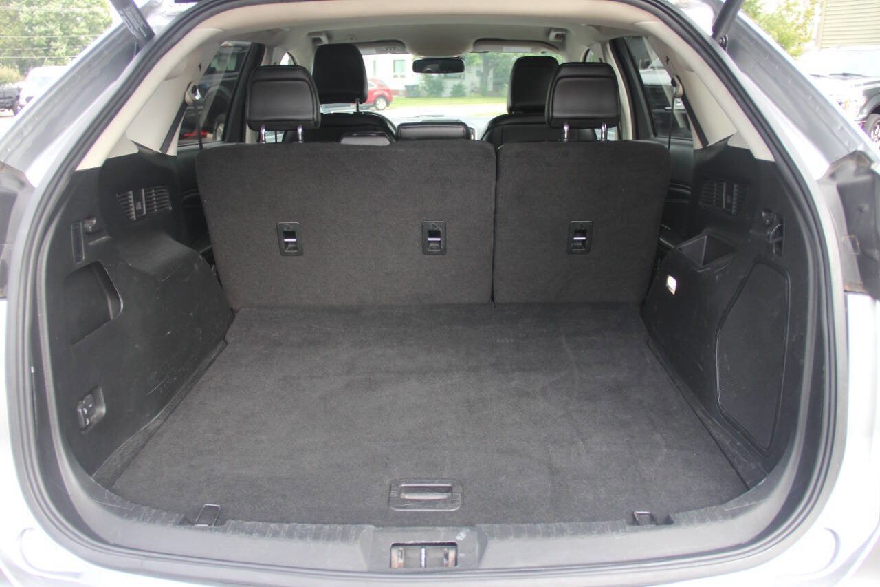 Used 2022 Ford Edge Titanium image 10