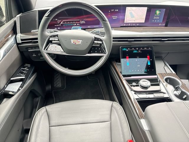 Used 2025 Cadillac Escalade Premium Luxury AWD/4WD image 9